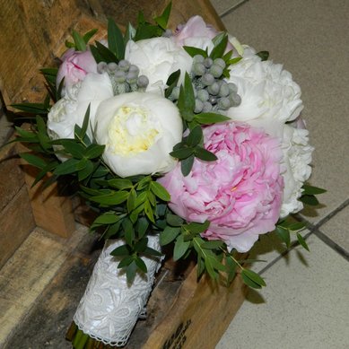 Букет С9688 - Салон цветов Сеть флористических мастерских Цветы Элита