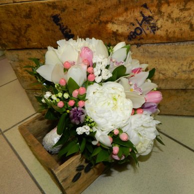 Букет С9691 - Салон цветов Сеть флористических мастерских Цветы Элита